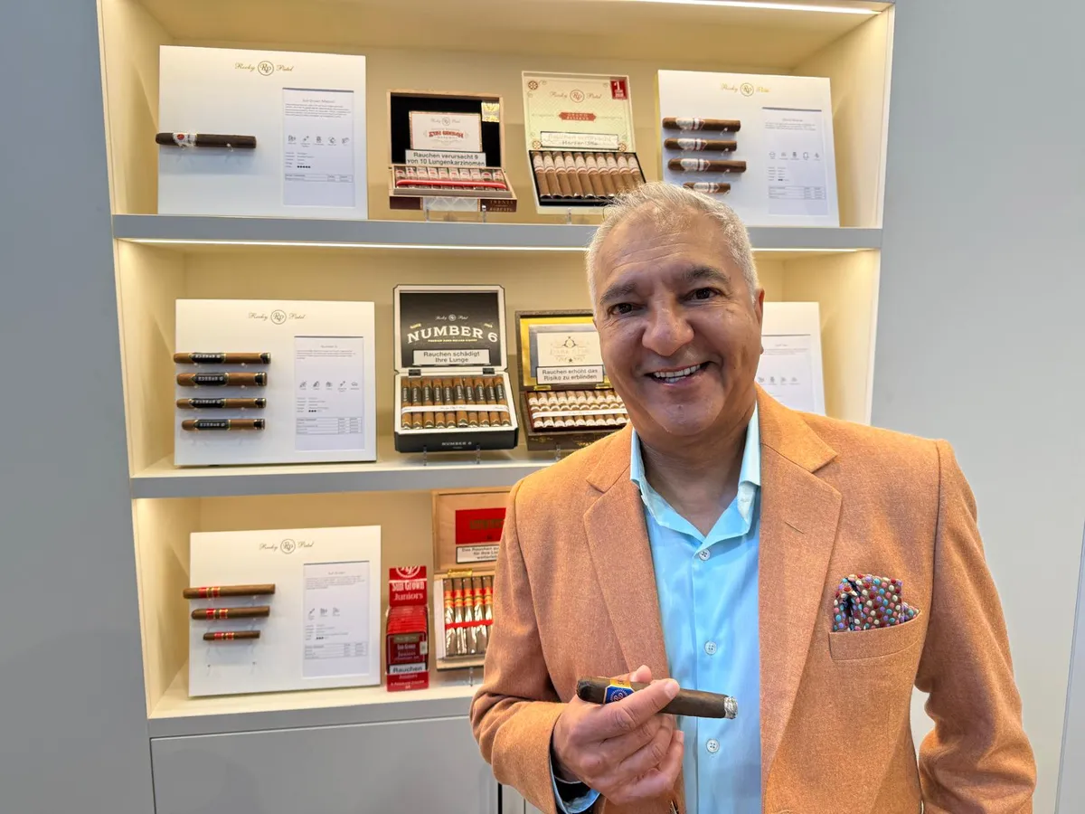 Rocky Patel выпускает новую линейку Sapphire и три витолы Half Corona для Европы